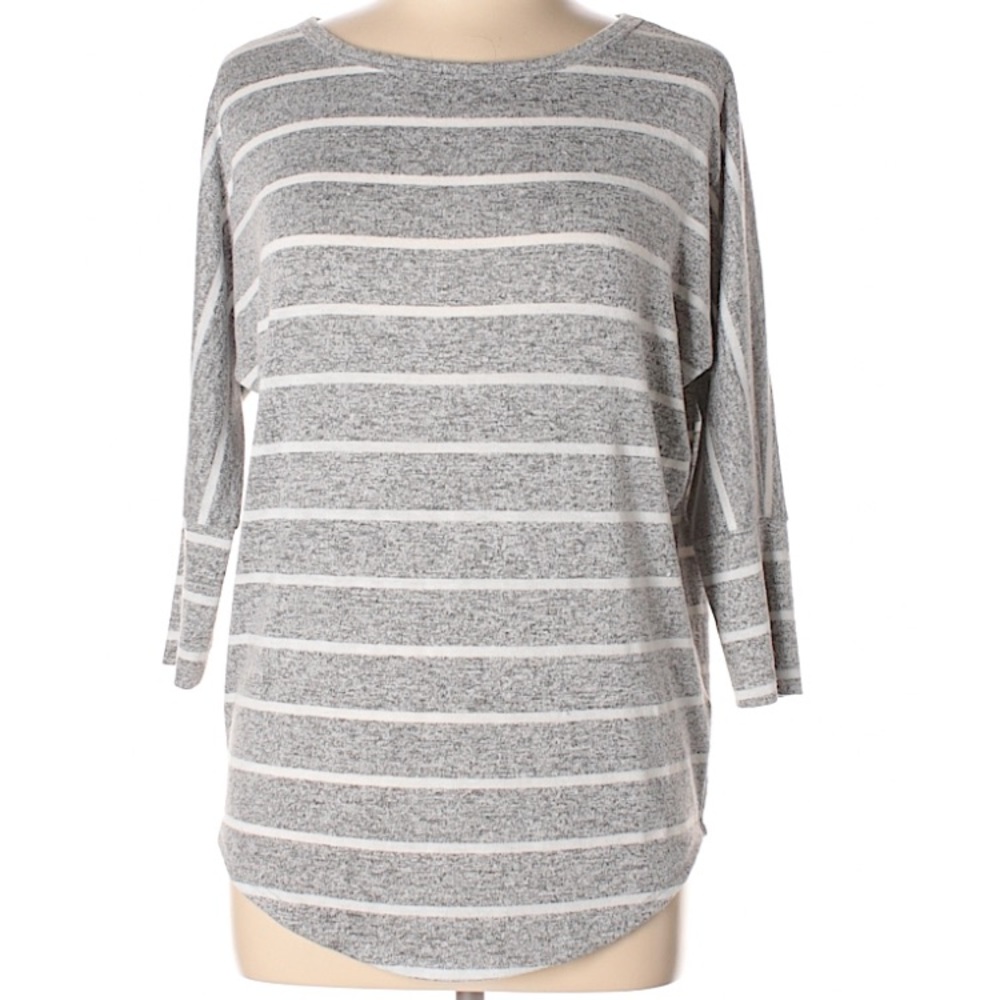 Grey and white Market & Spruce 3/4 sleeve